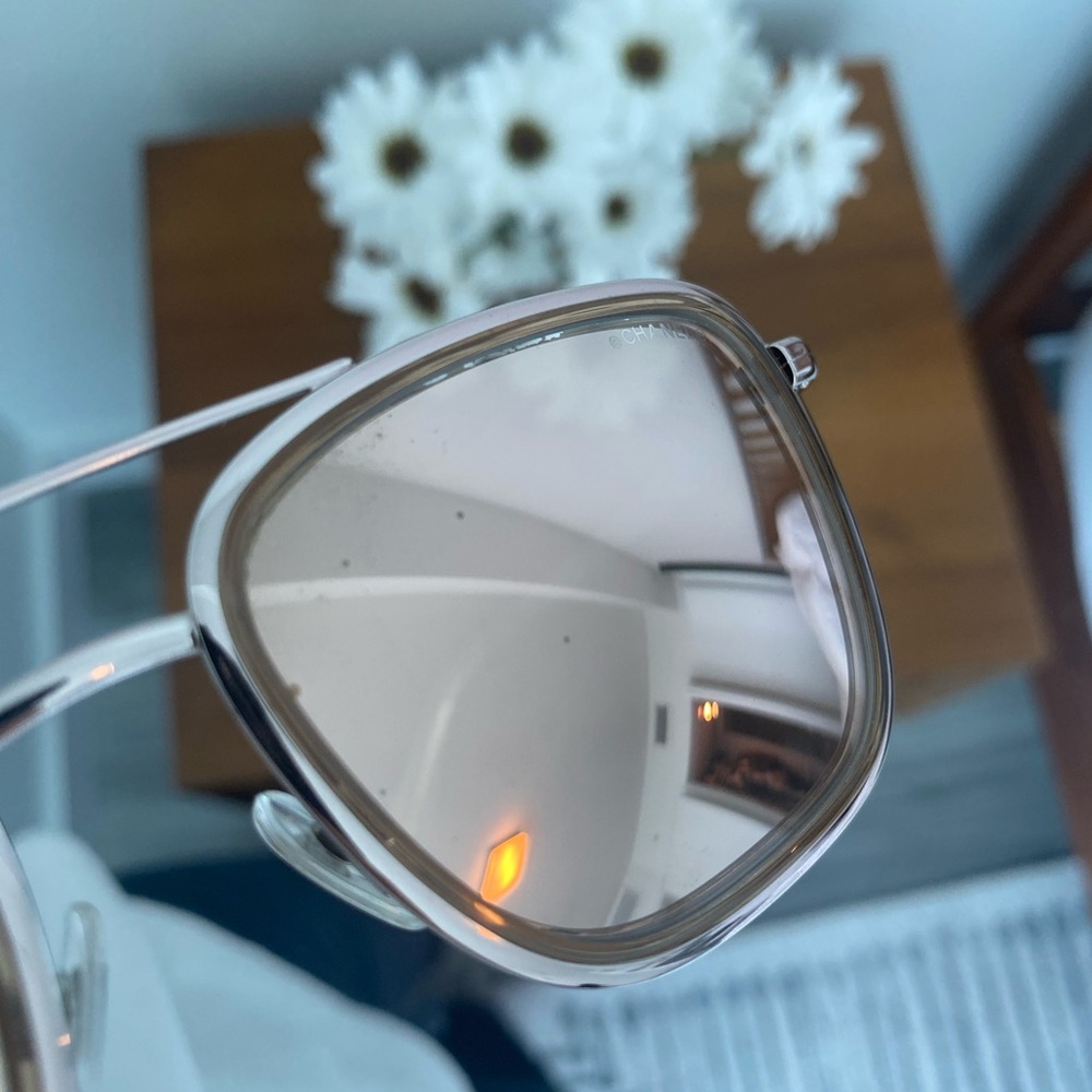 Chanel Classic Stylish Designer Rose Gold Mirror Sunglasses - Picture 8 of 10
